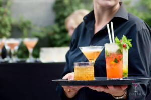 Hire Professional Mixologist