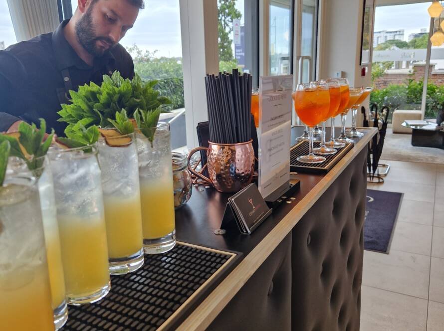 How to Choose Mobile Bar
